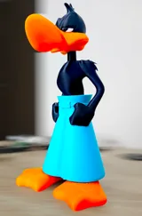 Фигурка Daffy Duck в комична поза