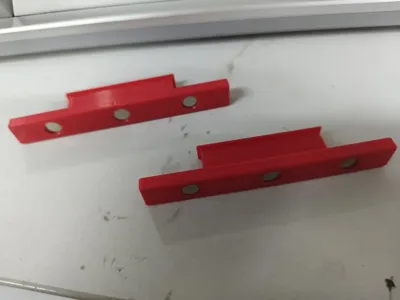 Magnetic strip