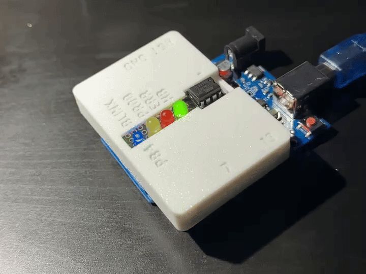 ATtiny ShieldCase - Arduino UNO Programming Shield