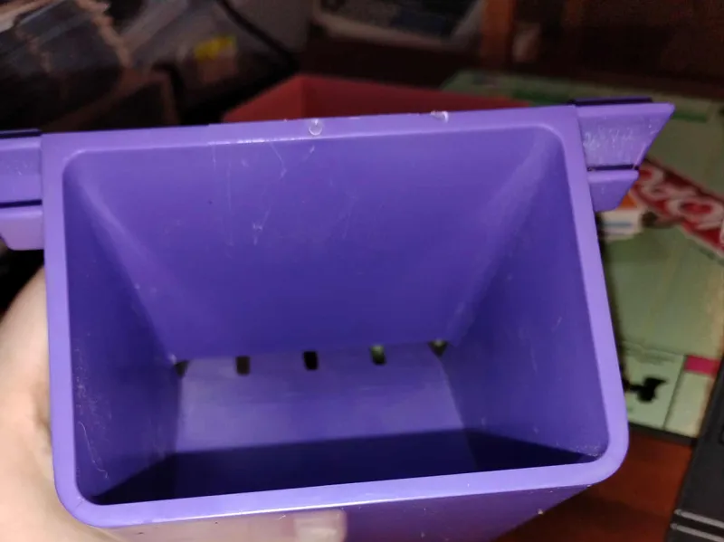 Feeder top
