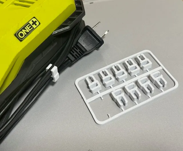 Kit Card electric cord clips