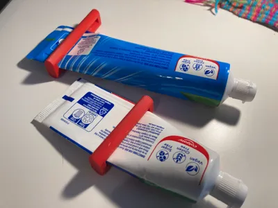 Toothpaste Squeezer v2
