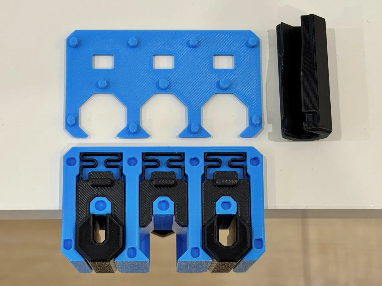 Desk cable holder / cable organizer with clamp view 4