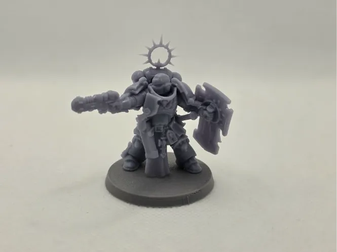 Modelo para impresión 3D: Spaceman Lieutenant. Referencia del modelo original.