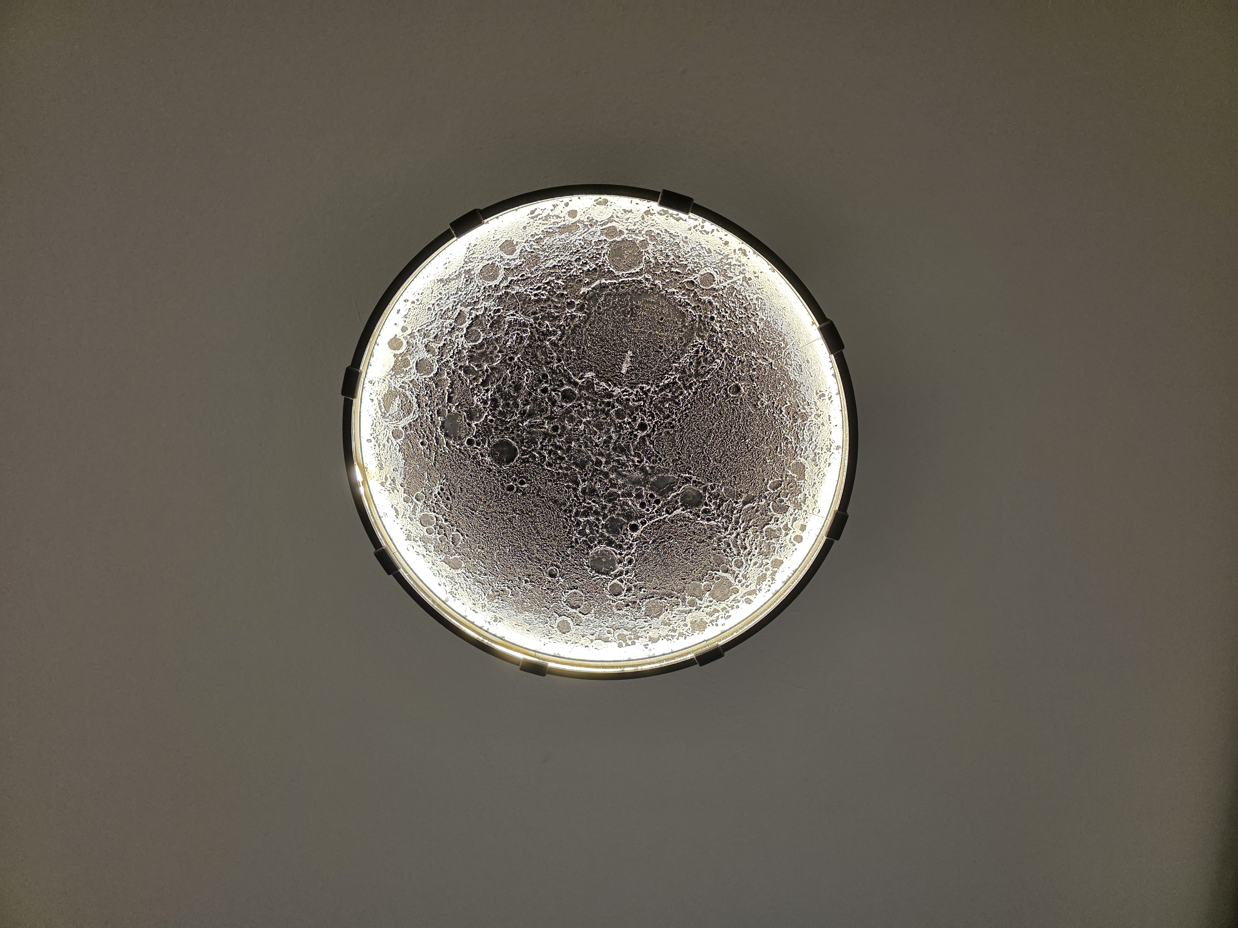Miniatura 2 do modelo 3D MOON LAMP