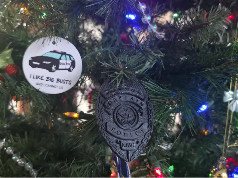 DOW Captain Badge Ornament