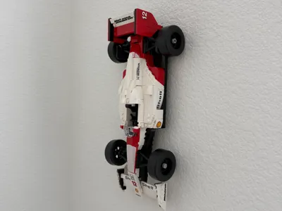 LEGOS Mclaren MP4 wall mount (with screw holes)