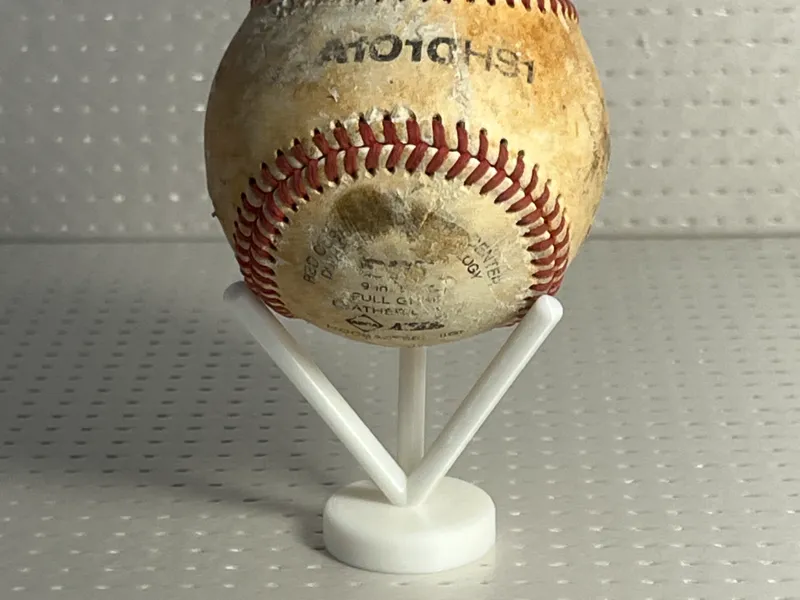 Simple Ball Stand