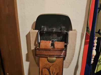 belt wall mount