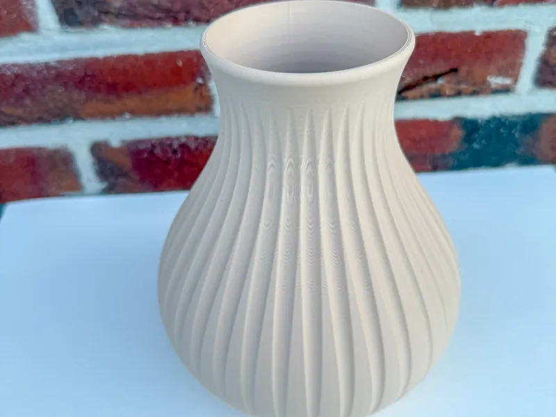 Modern Ribbed Vase, Elegant Fluted 3D Printed Vase