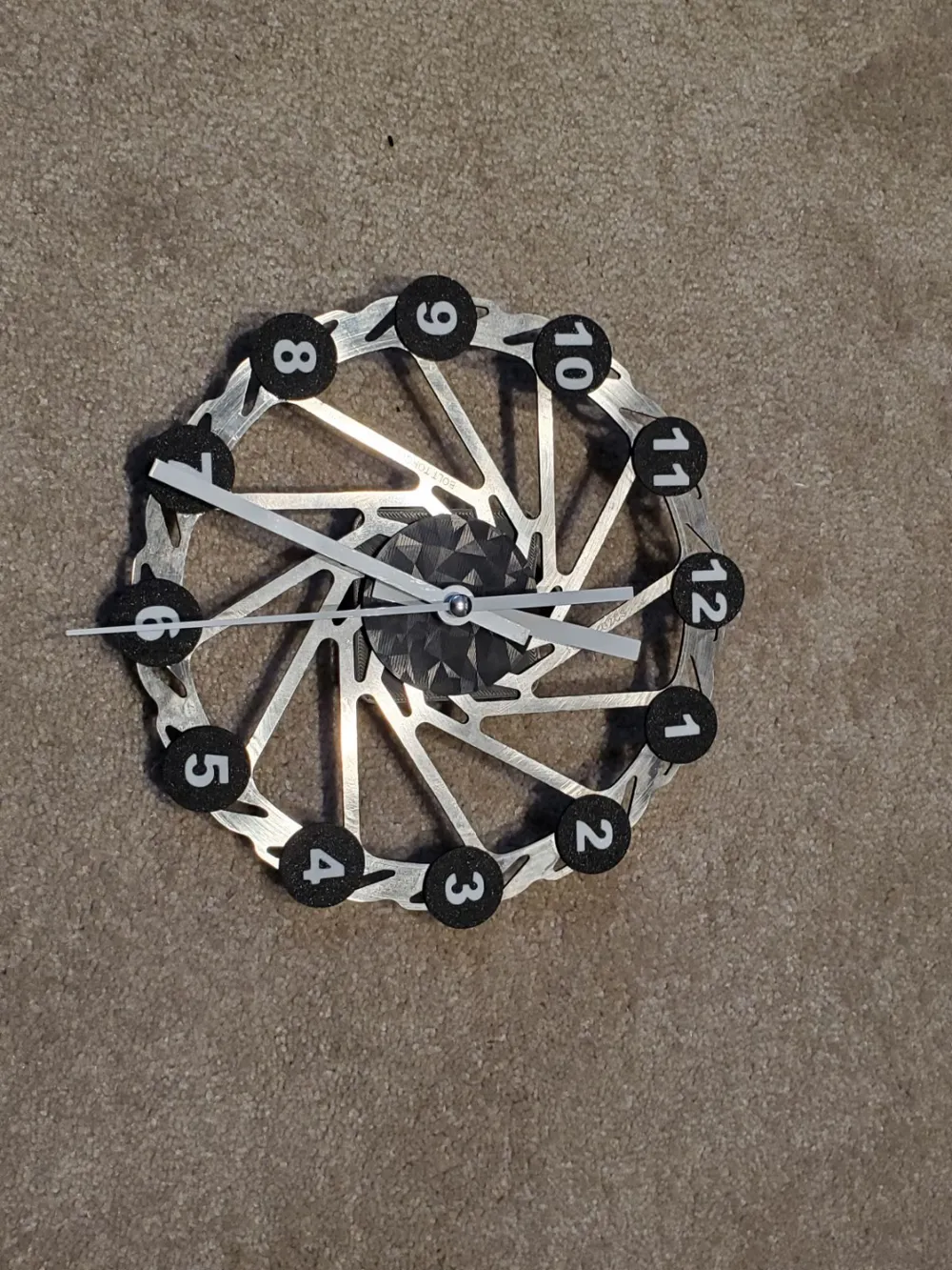 Disc Bike Rotor Clock by 26110lwcc - MakerWorld