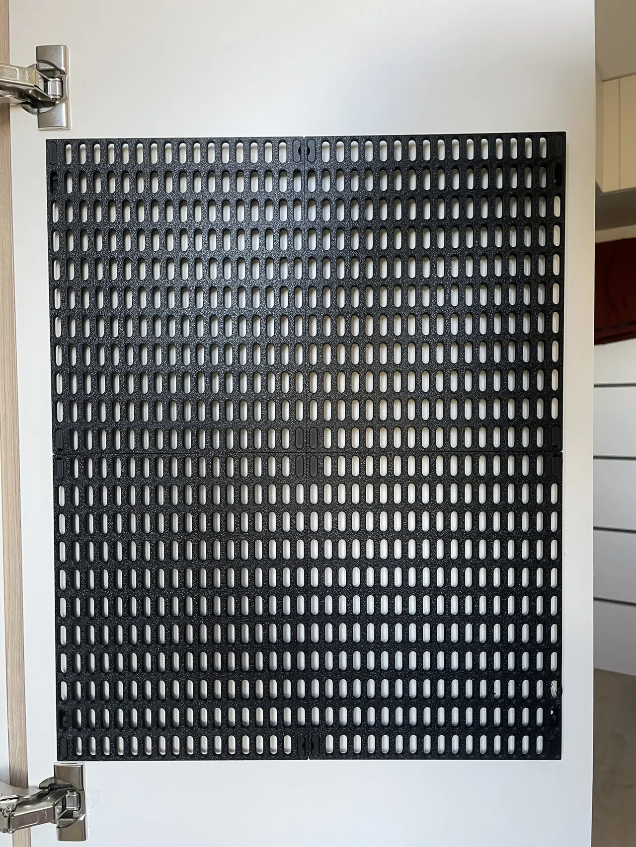 SKADENSE – High-Density SKADIS Pegboard view 4