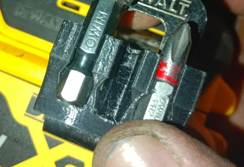 DeWalt Bitholder Easy Accsess