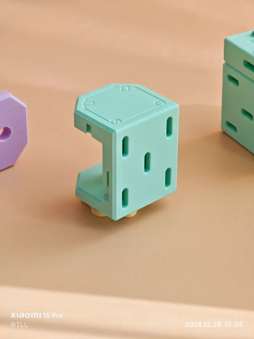Miniatura 1 do modelo 3D 迷你 Skadis 桌边洞洞板 