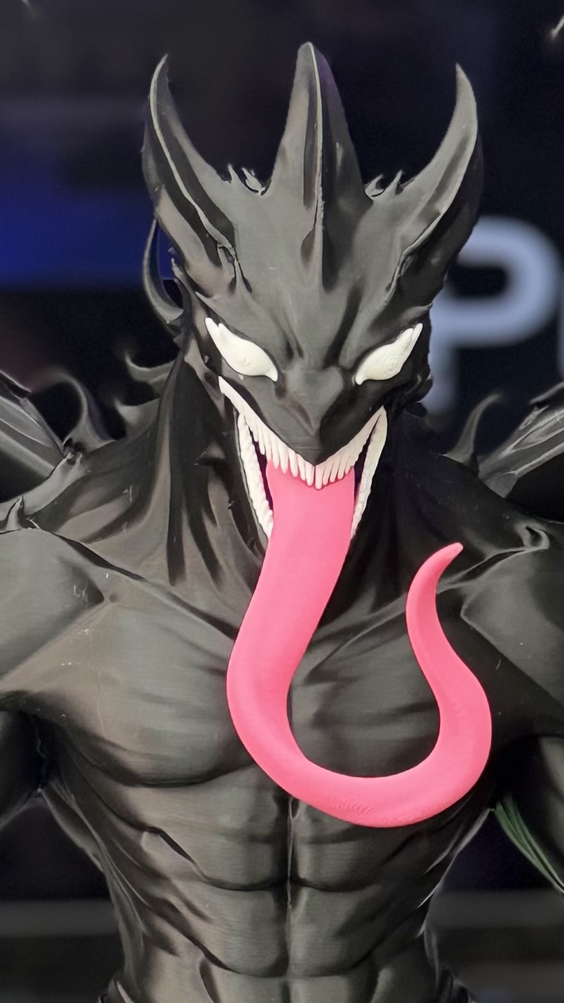 Miniatura 2 do modelo 3D Venom Charizard