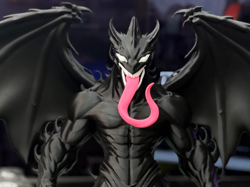 Miniatura 1 do modelo 3D Venom Charizard