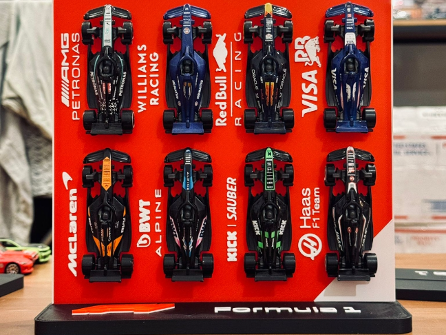 F1 HW mainline wall 1:64 /stand NO AMS