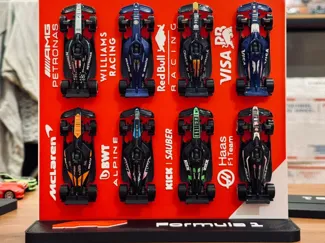 F1 HW mainline wall 1:64 /stand NO AMS