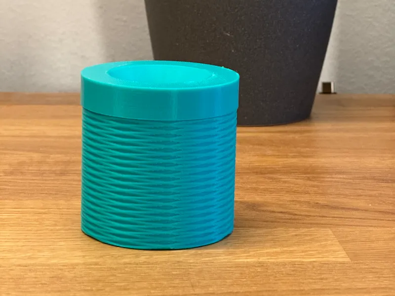 Ashtray with spyral pattern