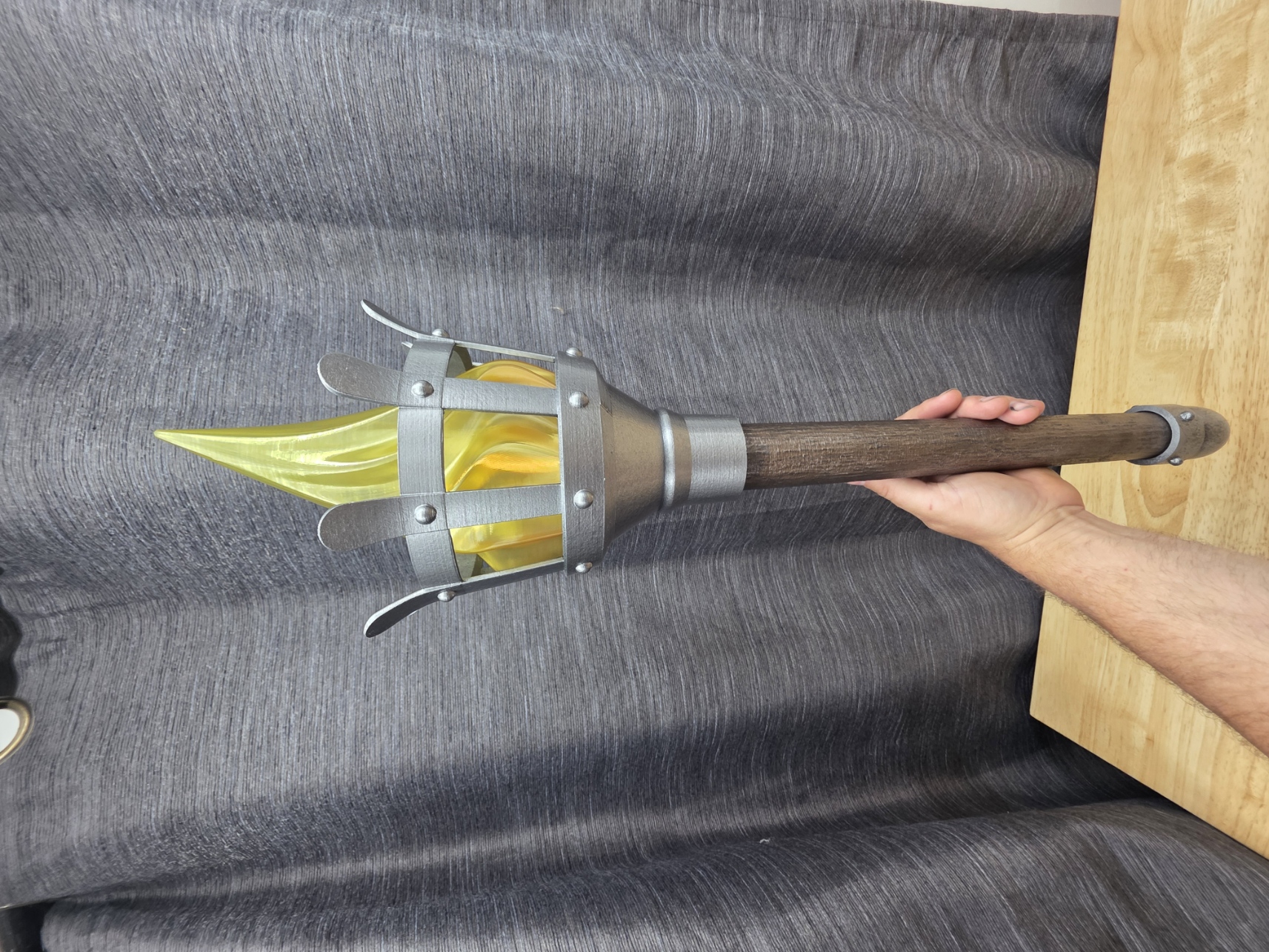 Miniatura 2 do modelo 3D Ironhold Flame Torch