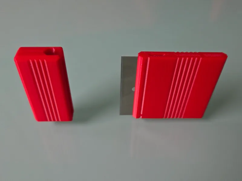 Scraper With Guard