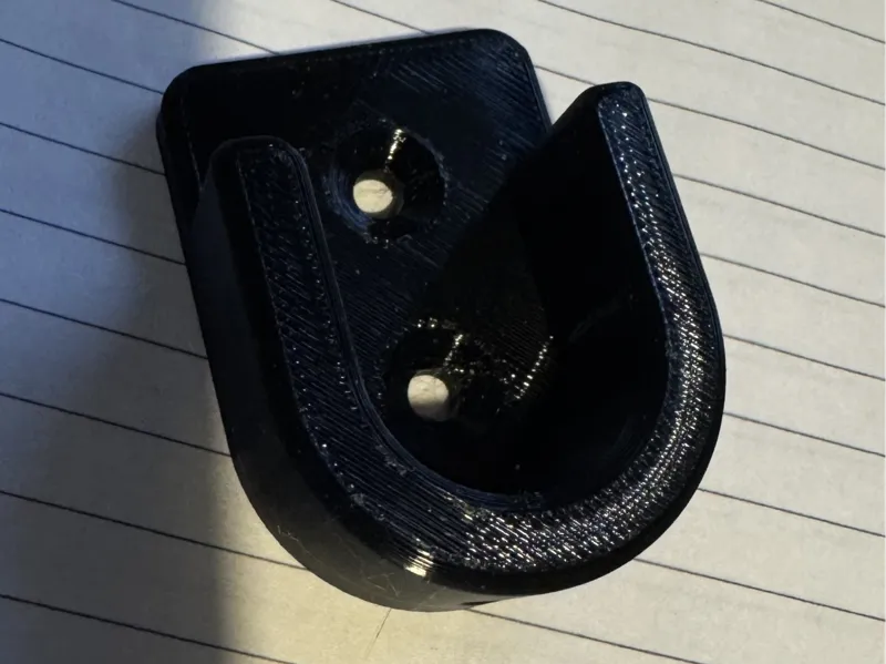Bracket for a 22 mm curtain rod