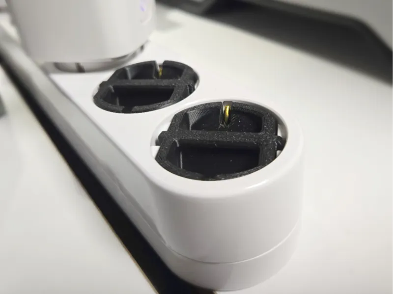 Outlet & Power Strip Blocker Plug (220V CEE7-4)