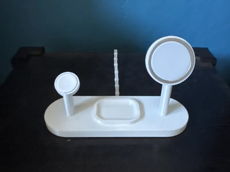 Magsafe iPhone and Watch Stand With Airpods Tray