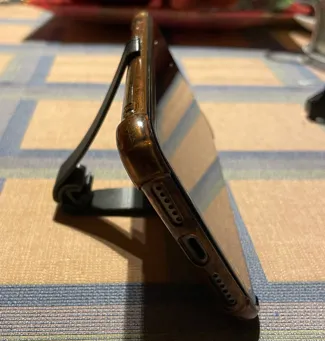 Simple PhoneStand