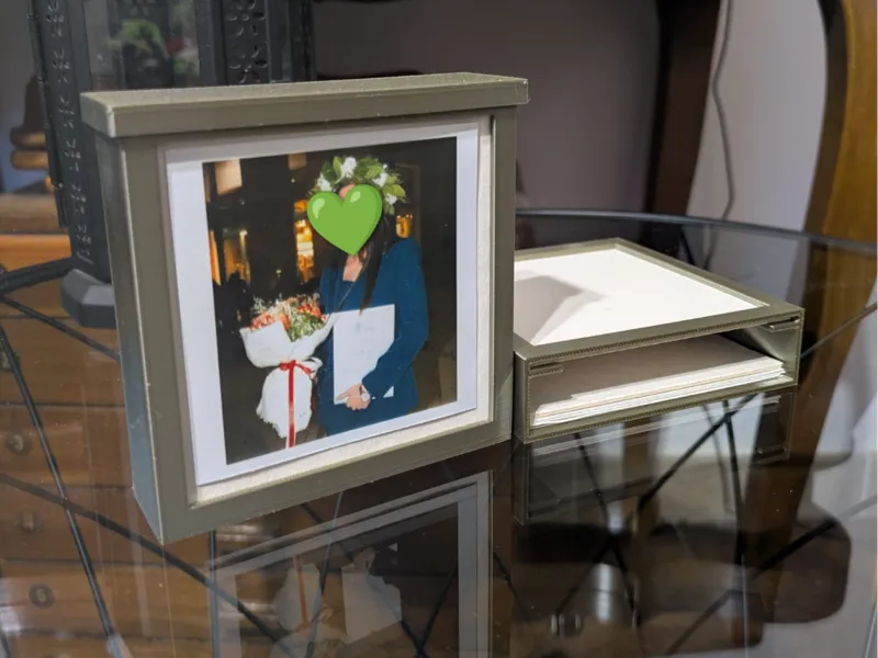 Photo box