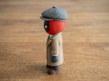 Letrero o emblema decorativo: Deadpool Peaky Blinders — vista de referencia 3