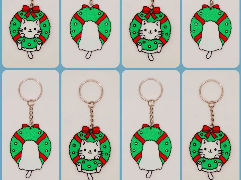 Christmas wreath cat keychain