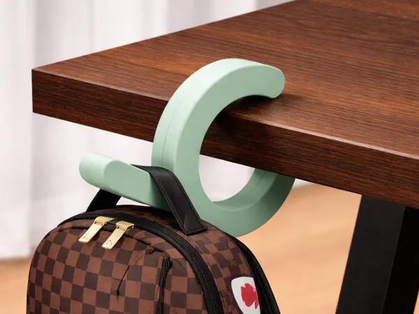 Crochet universel pour table
