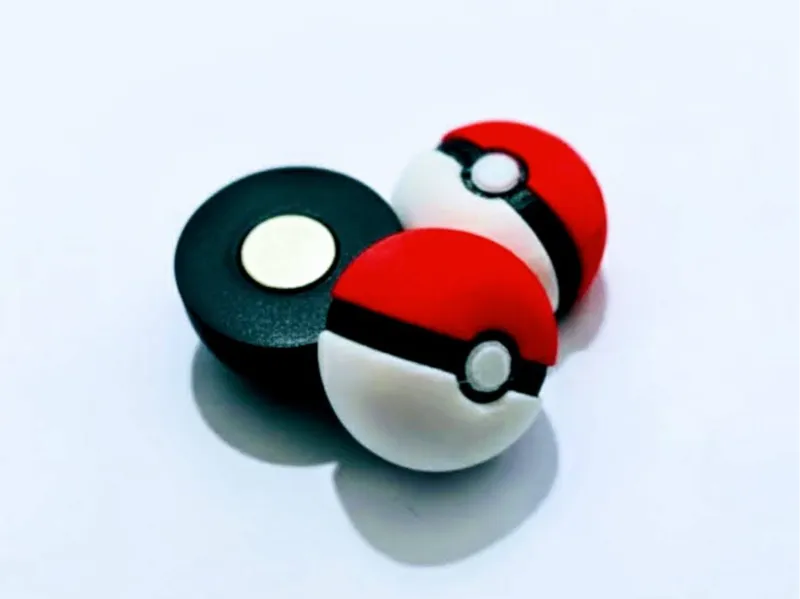Pokeball Magnet - AMS - PLA - 6x2mm Fridge Magnet