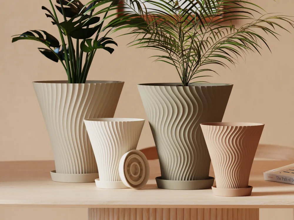 Maceta decorativa: Scandi-Style Rippled Flower Pot with Drainage Tray. Referencia del modelo original.