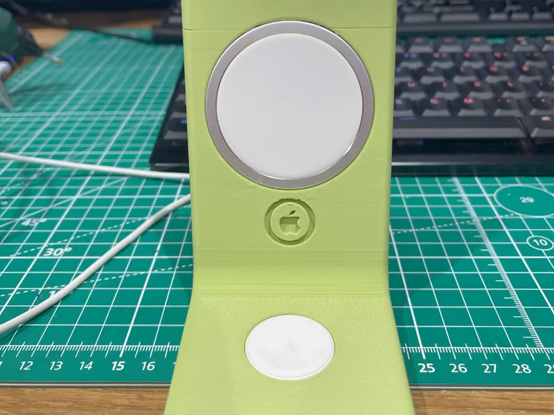 3-in-1 apple charger