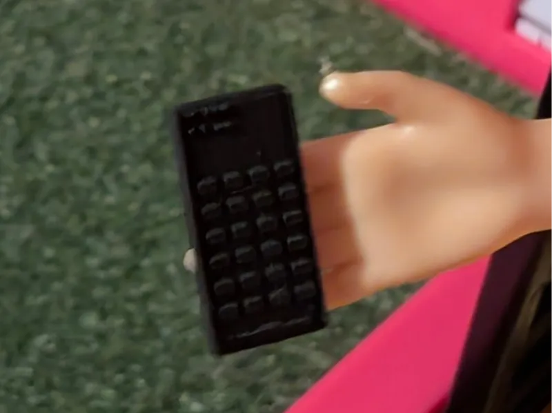 Bar-B Cell Phone Accessory