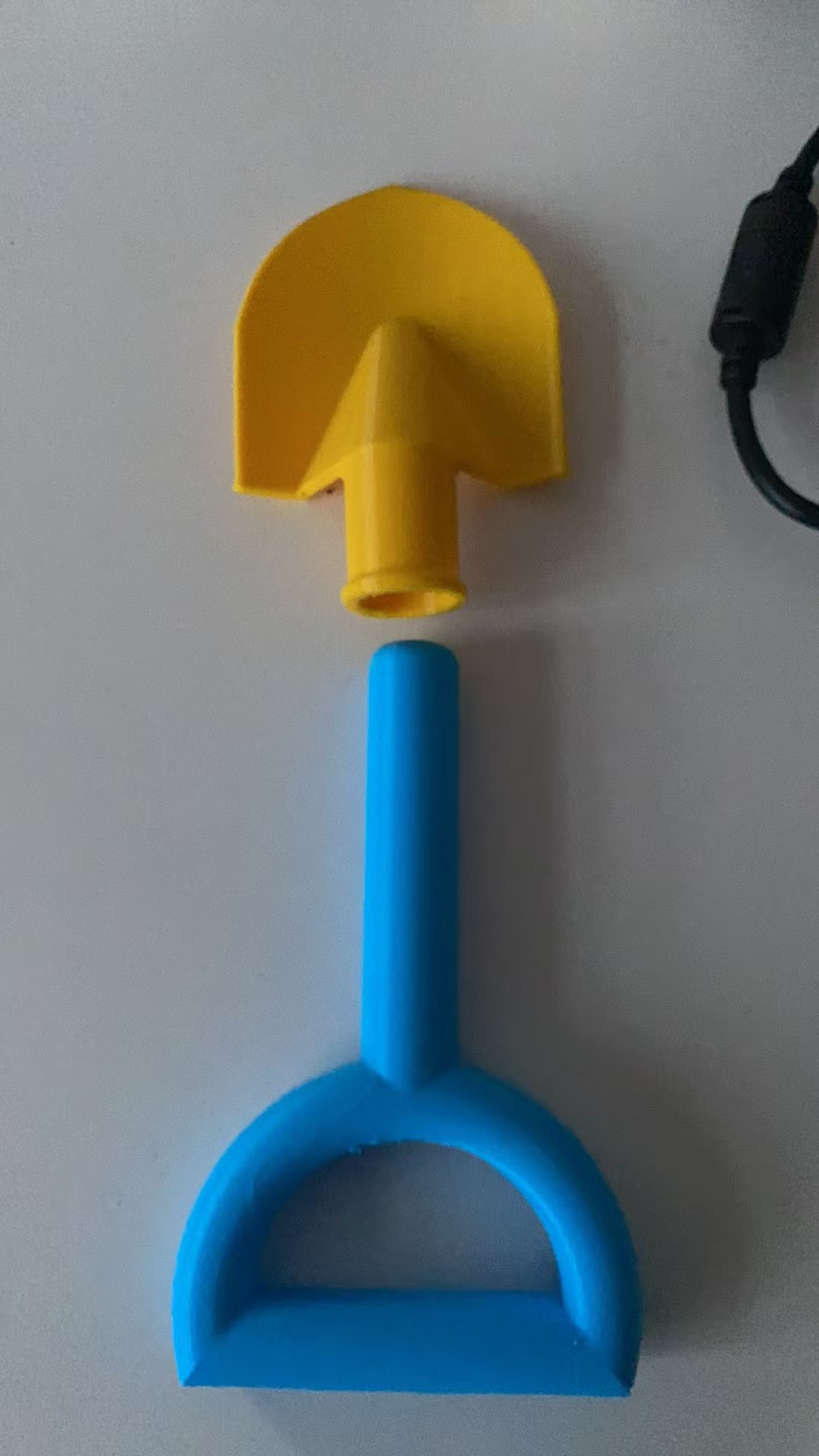 Miniatura 1 do modelo 3D 沙滩铲子