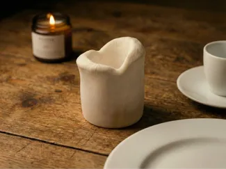 Lipspresso: Lip-shaped cup