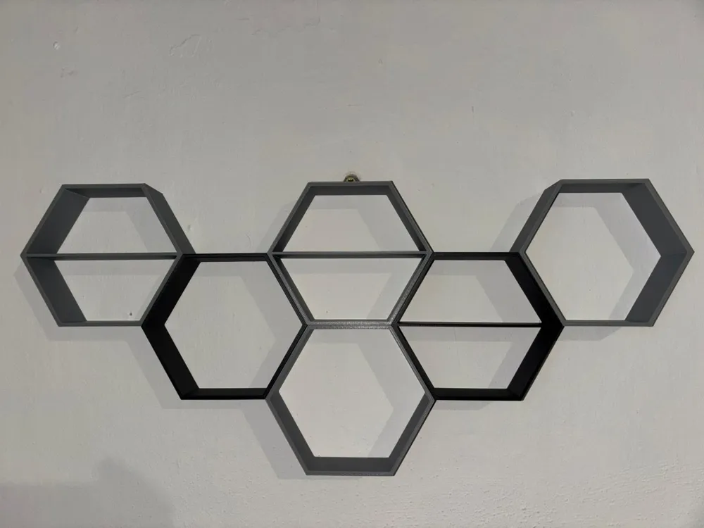 Estante o repisa: Modular Hexagonal Shelf. Referencia del modelo original.
