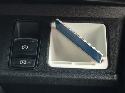 Renault 4/5 e-tech - small compartment insert (UK)