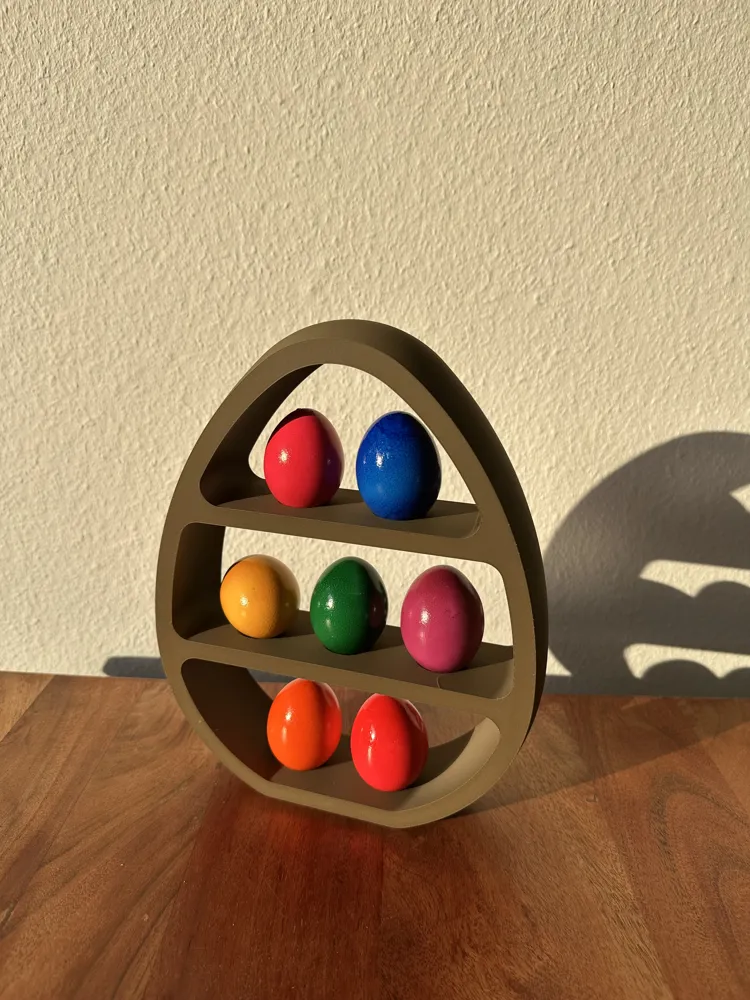 Minimalistic Egg Tray / Display - Free 3D Print Model - MakerWorld
