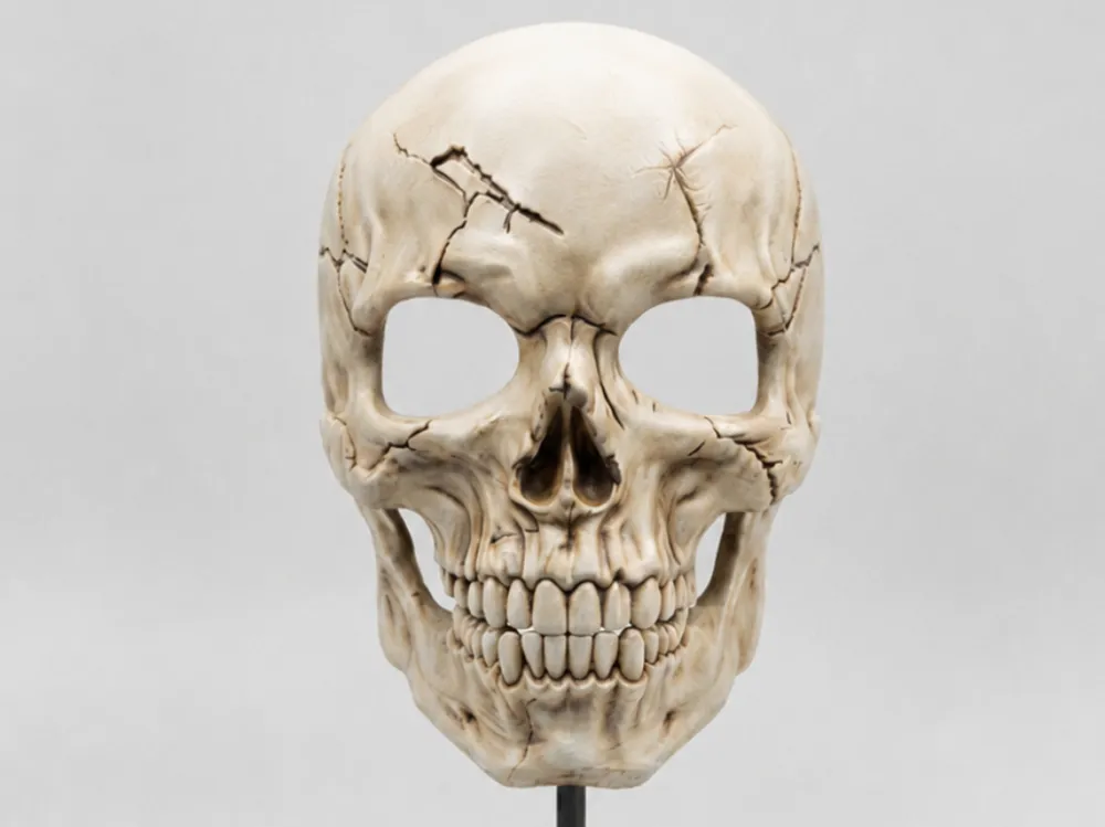 Pieza para disfraz o exhibición: SKULL MASK. Referencia del modelo original.
