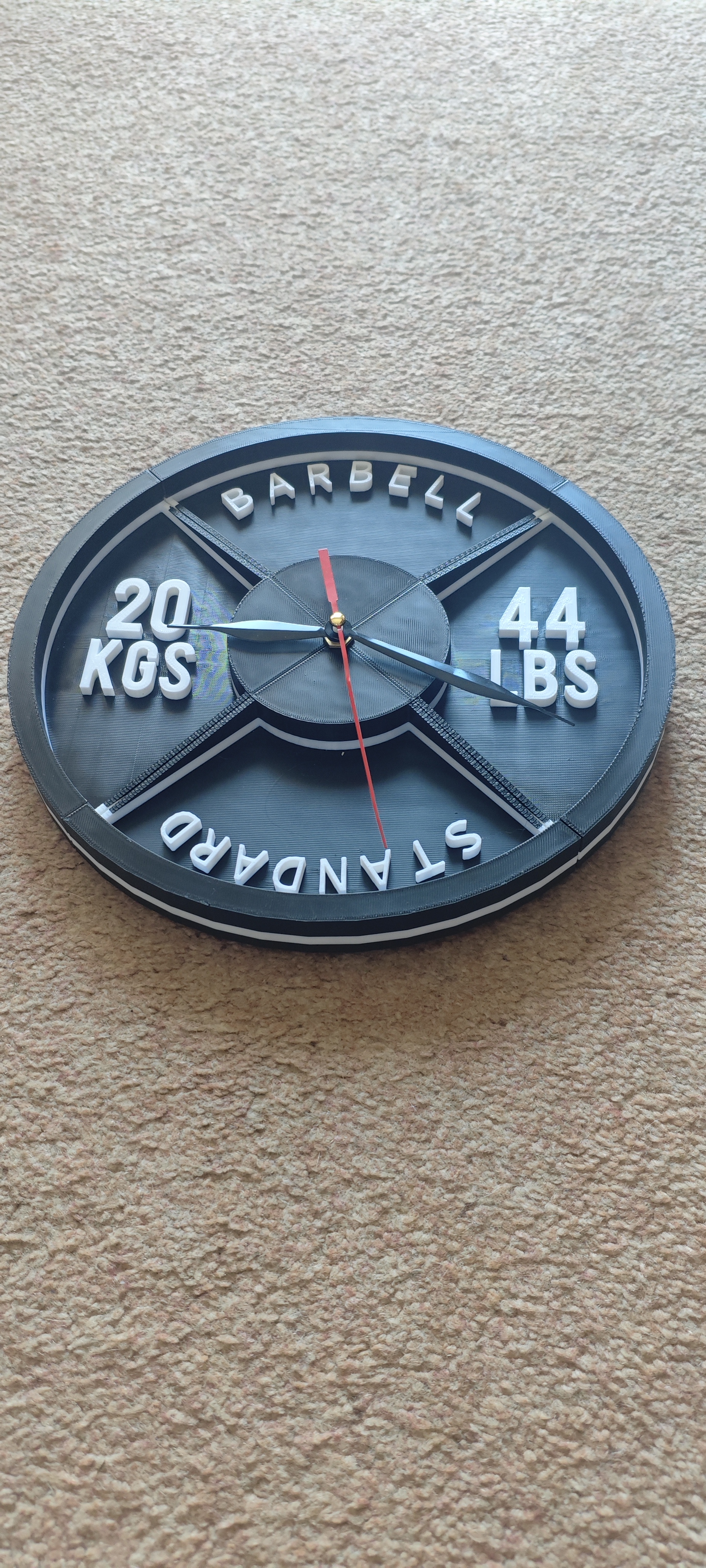Miniatura 4 do modelo 3D Weight Plate Wall Clock