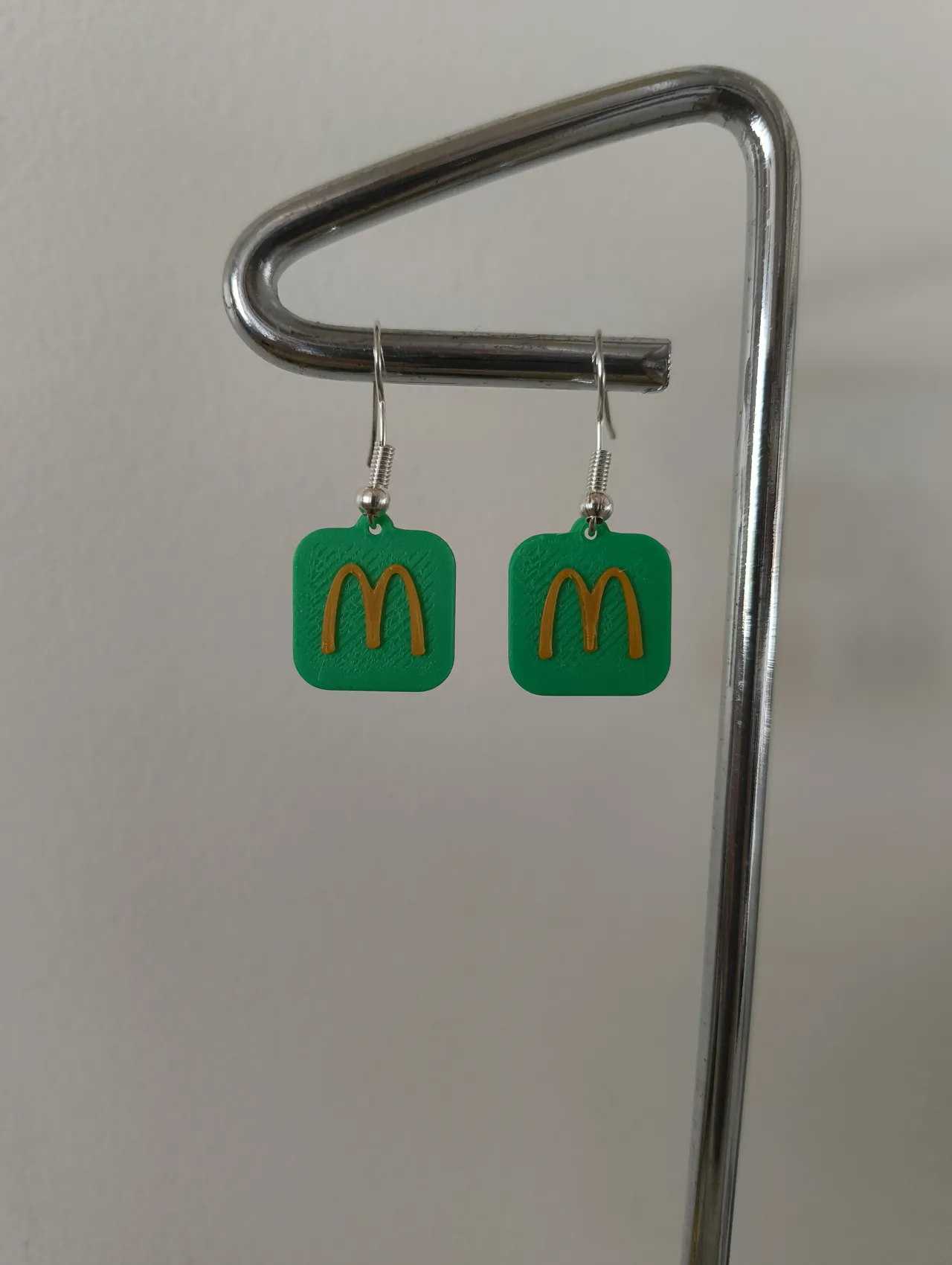 boucle d'oreille Mc donald view 3