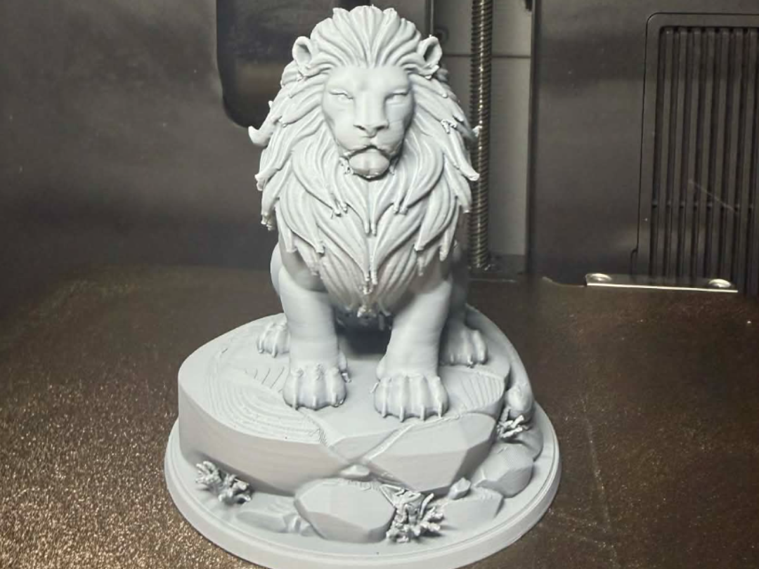 Majestic Lion Statue – Detailed 3D Printable Model