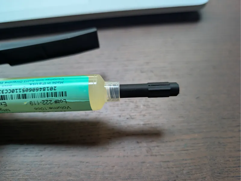 Flux syringe cap