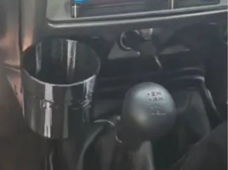 D22 Cup Holders