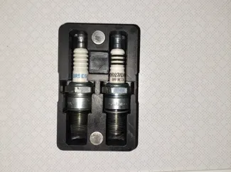 Spark plug holder