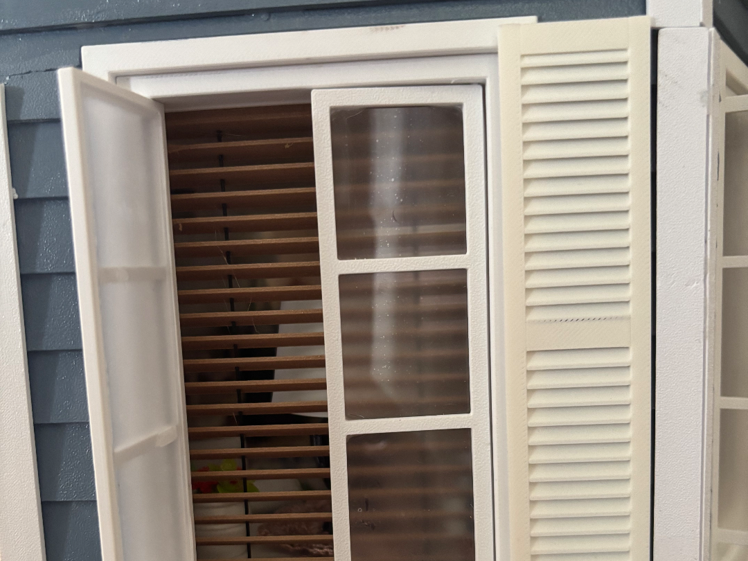 Dollhouse Shuttlers 1:12 Scale 